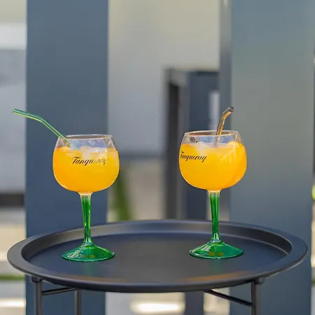 Bella Lux With Jacuzzi, Grill & Garden Apartman