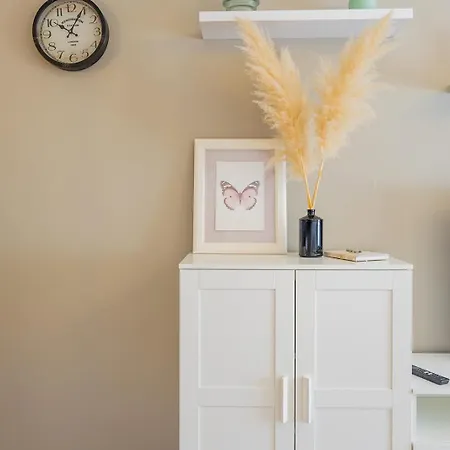 Bella Lux With Jacuzzi, Grill & Garden Apartman